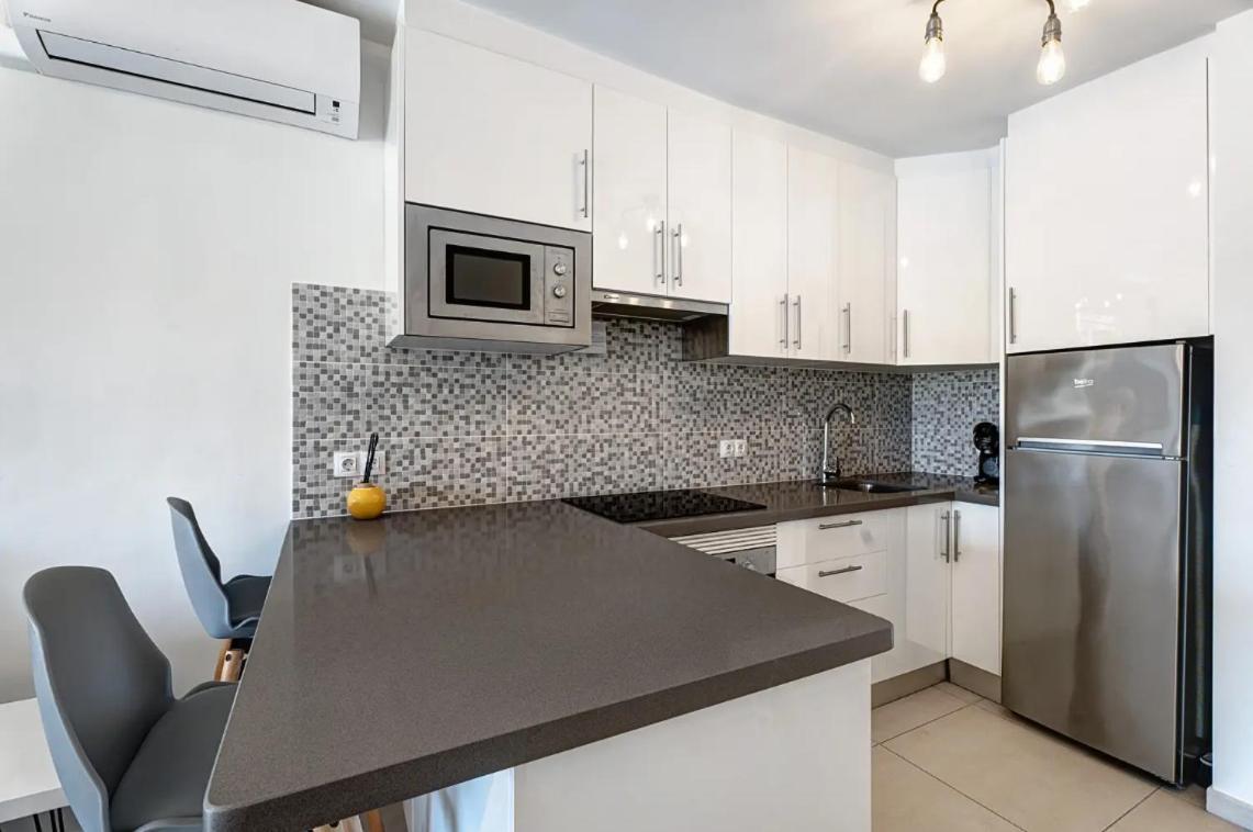 Apartamento De Lujo En Torre Del Sol, Playa De Las Americas Arona  Ngoại thất bức ảnh