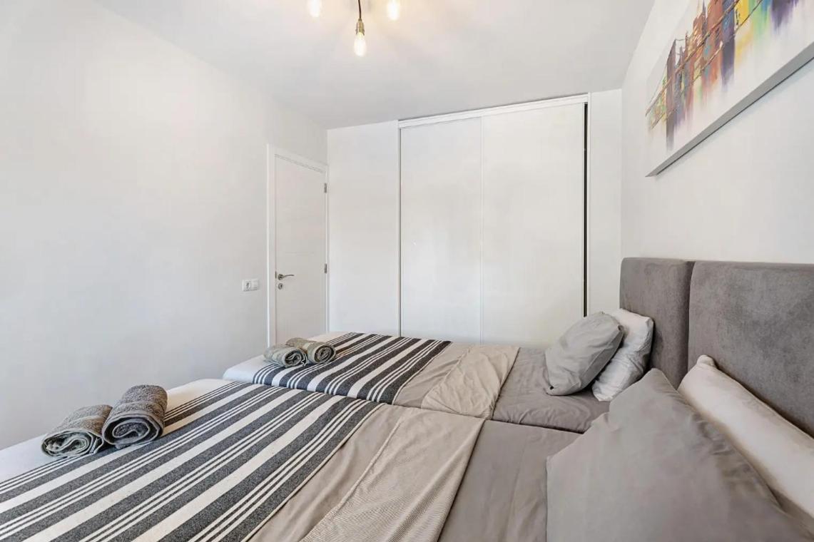 Apartamento De Lujo En Torre Del Sol, Playa De Las Americas Arona  Ngoại thất bức ảnh