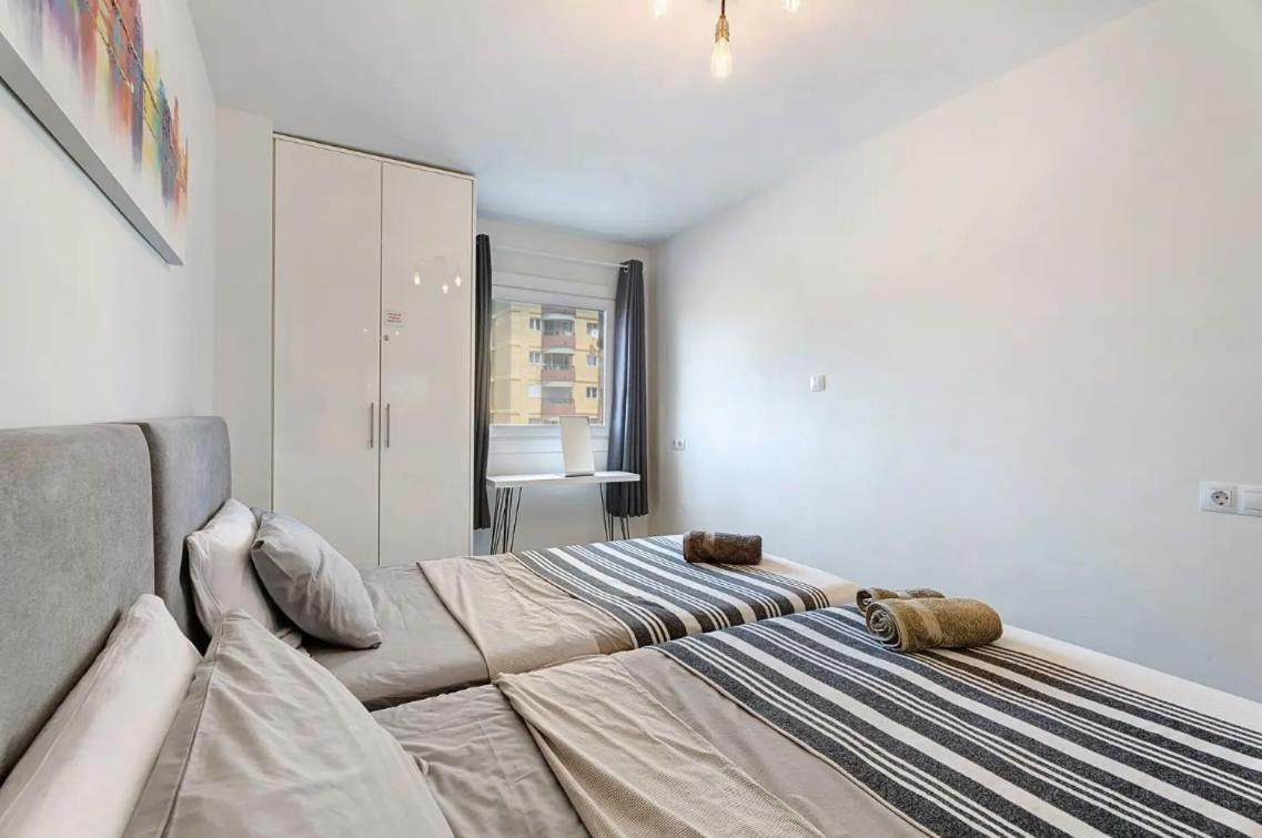 Apartamento De Lujo En Torre Del Sol, Playa De Las Americas Arona  Ngoại thất bức ảnh