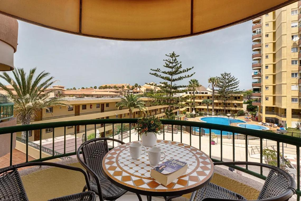 Apartamento De Lujo En Torre Del Sol, Playa De Las Americas Arona  Ngoại thất bức ảnh